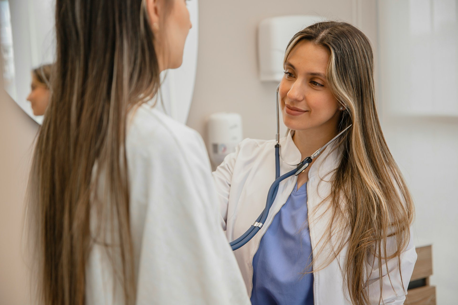 Guide to Women's Hormone Replacement Therapy Benefits