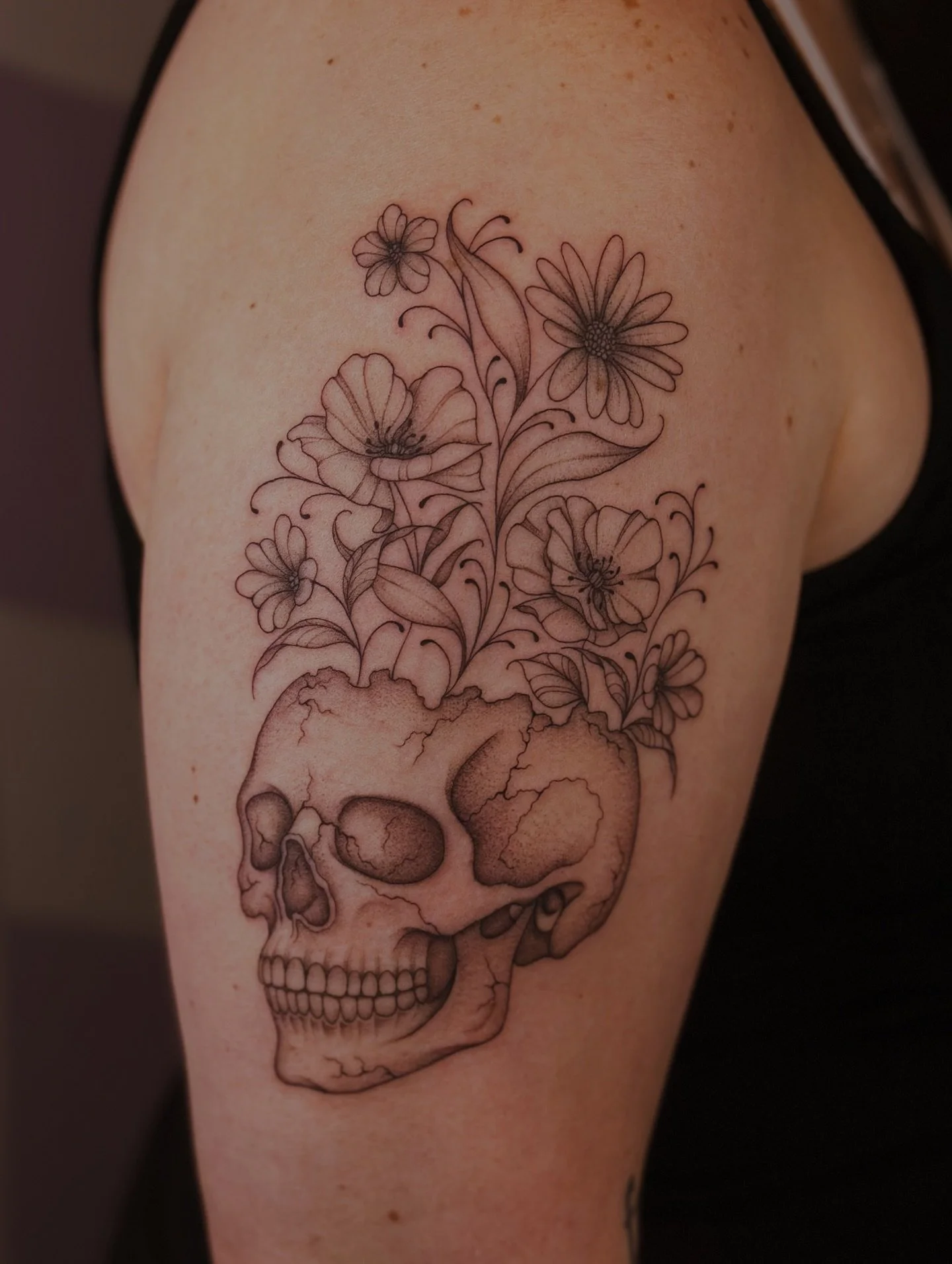 I lovvveedd doing this one🧚🏼&zwj;♀️

#tattoo #tattoos #fineline #tattooartist #ohiotattooartist