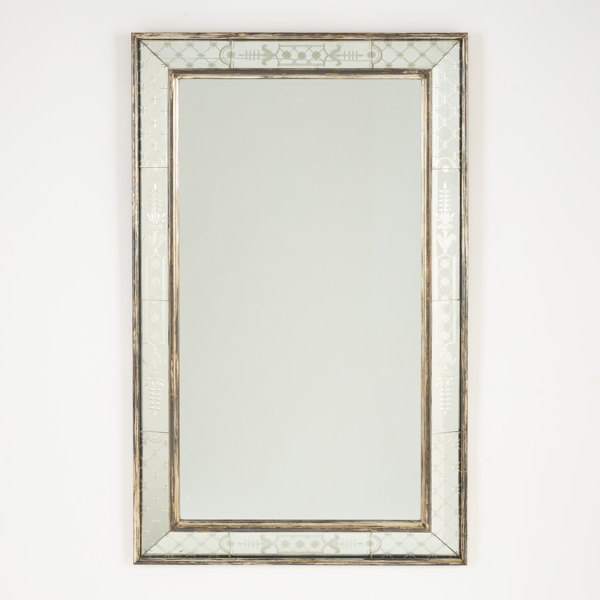 Mirror 1920s.jpeg