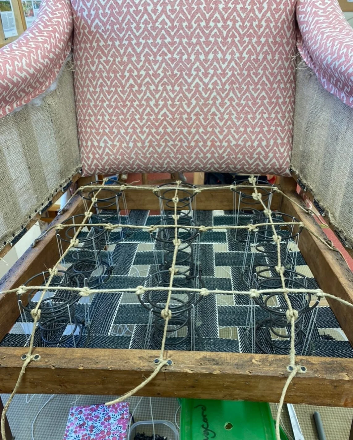 A peek at the inside ⛏️🪡