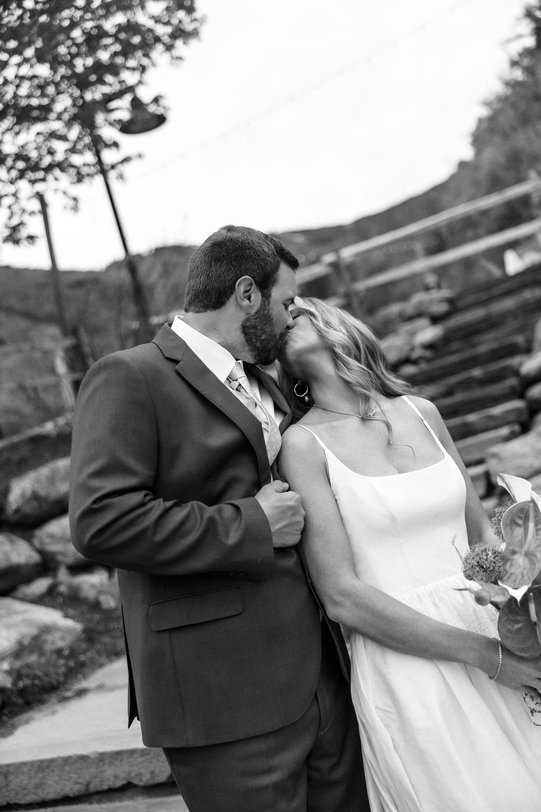luna-munn-photography-vermont-wedding-eri0288.jpg