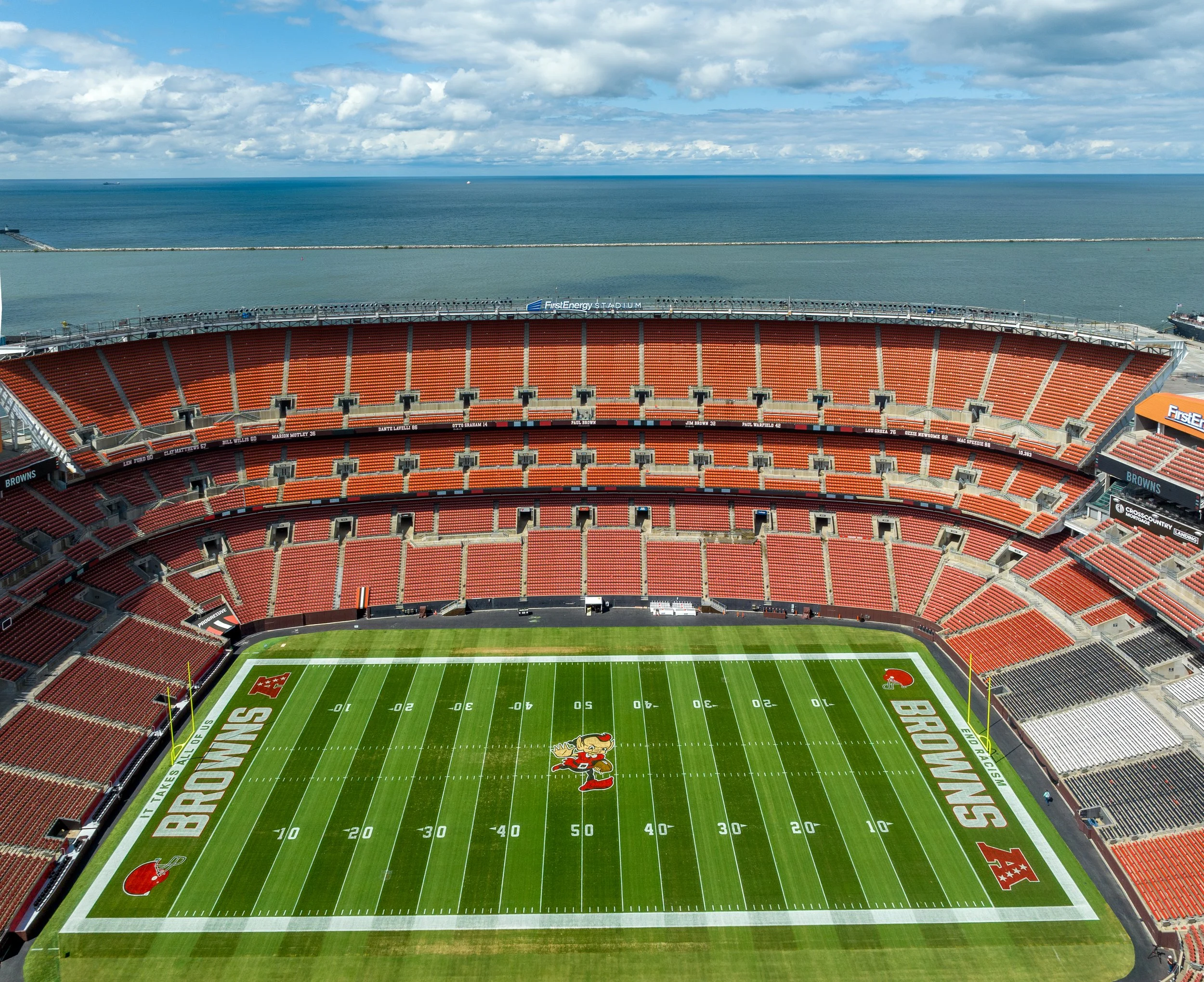 Brownie at First EnergyStadium_Browns_SEPT22-1.jpg