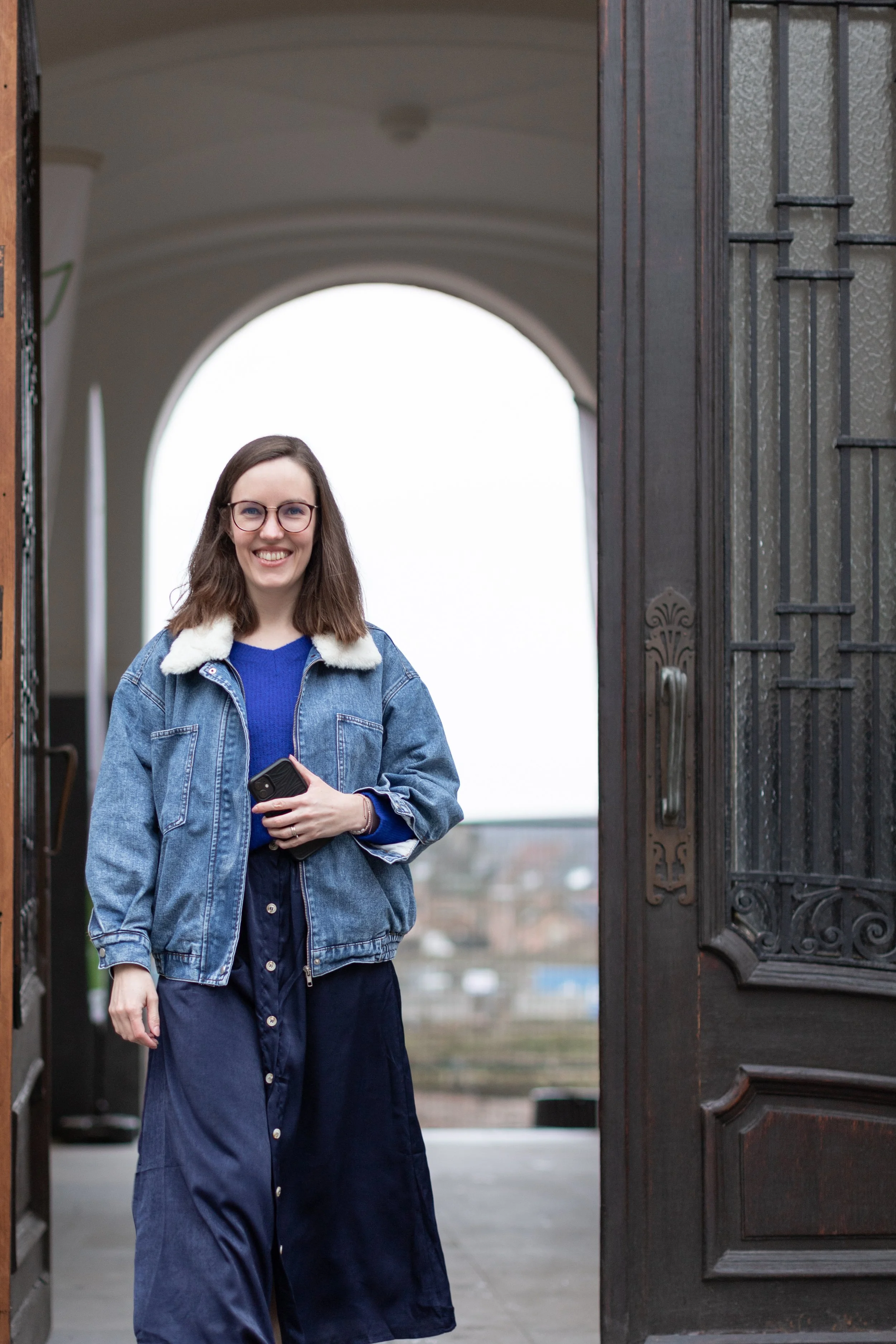 Contact 3 — Varani