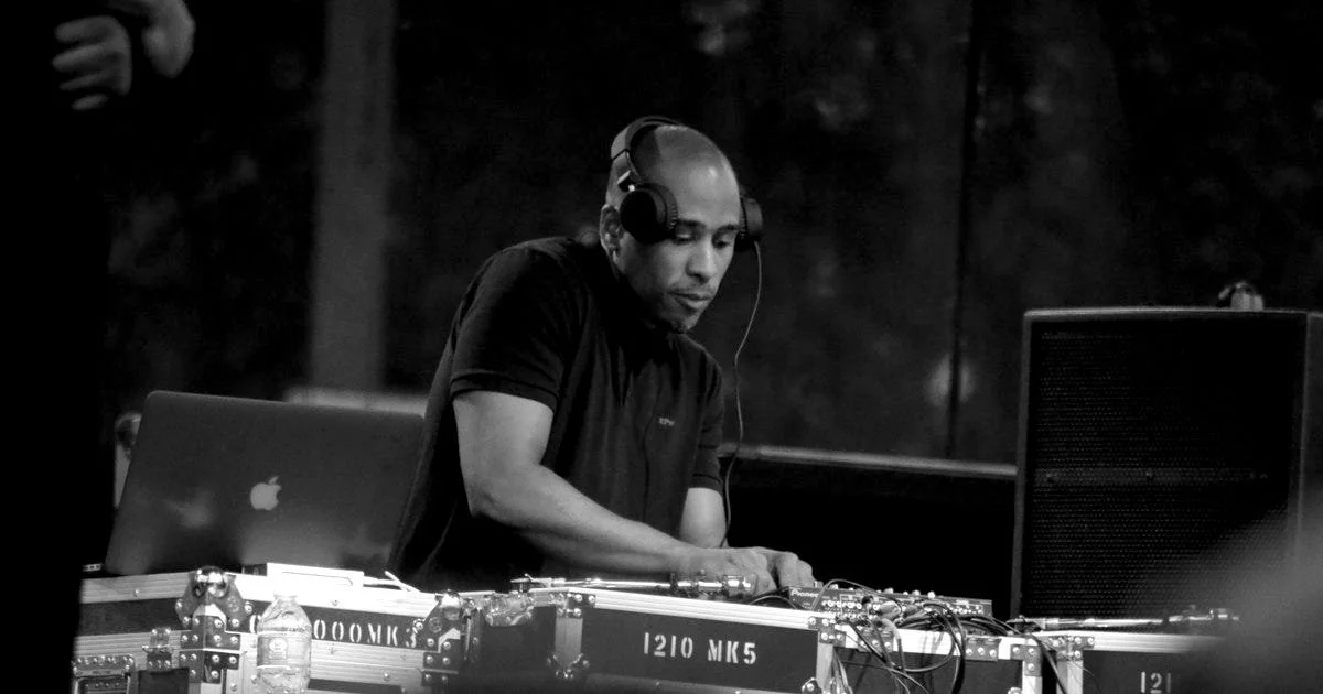 THE LINEAGE HIDDEN IN THE GROOVE