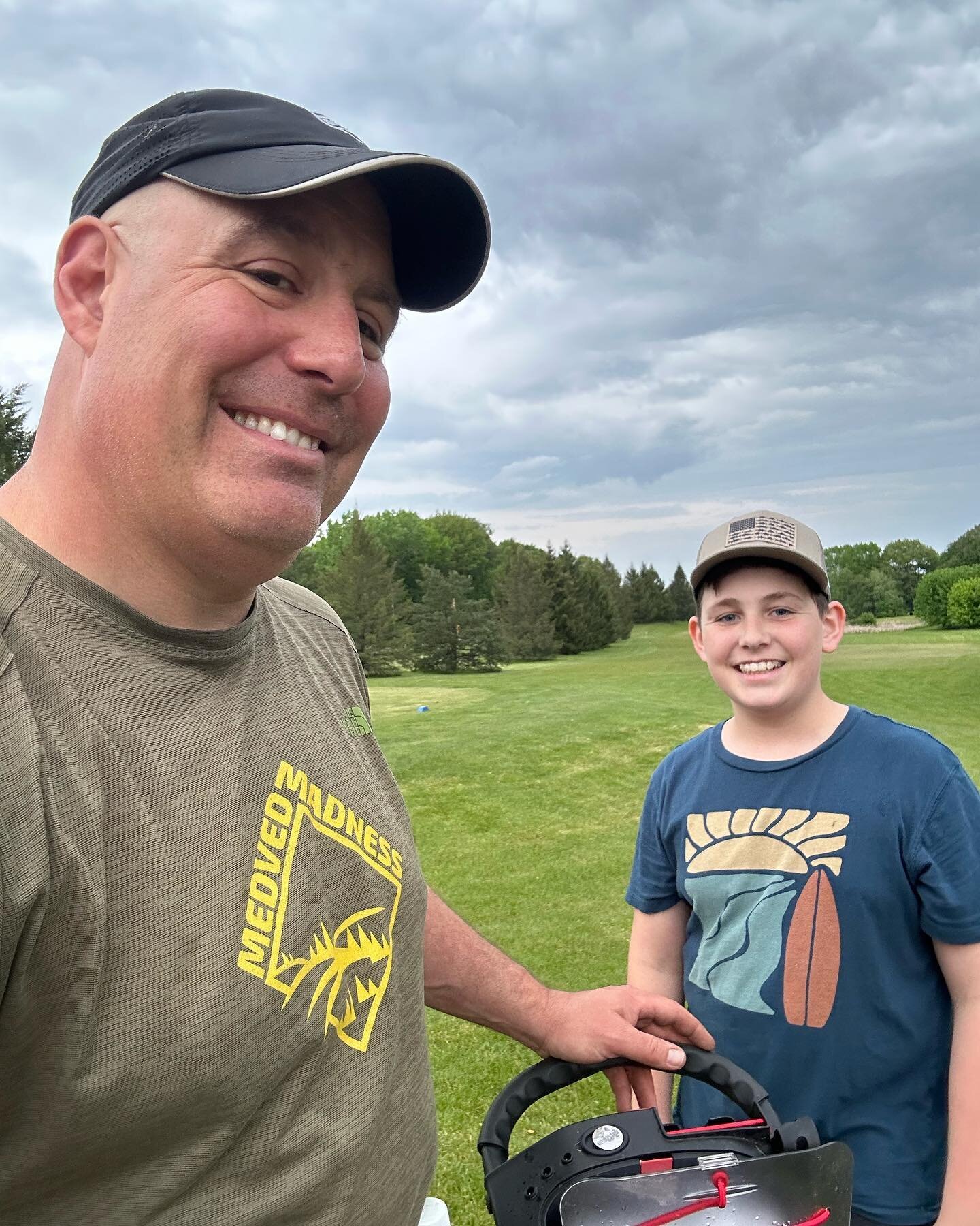 Day 139/365 first round of the season with Luke who is showing a renewed interest in golf. In disc golf news, finessing my approach shot -managed to pull off a birdie &amp; four pars on that back breaker last hole @ Shadow Pines. Of course, I did dou