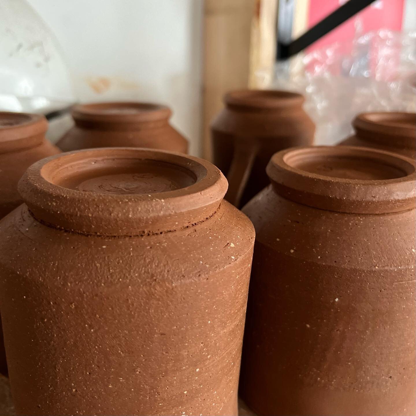It&rsquo;s been two days of throwing and trimming mugs, attaching handles, and recording a short explanation of my mug-trimming process. 
.
.
.
.
#wheelthrownpottery 
#footring 
#pretty