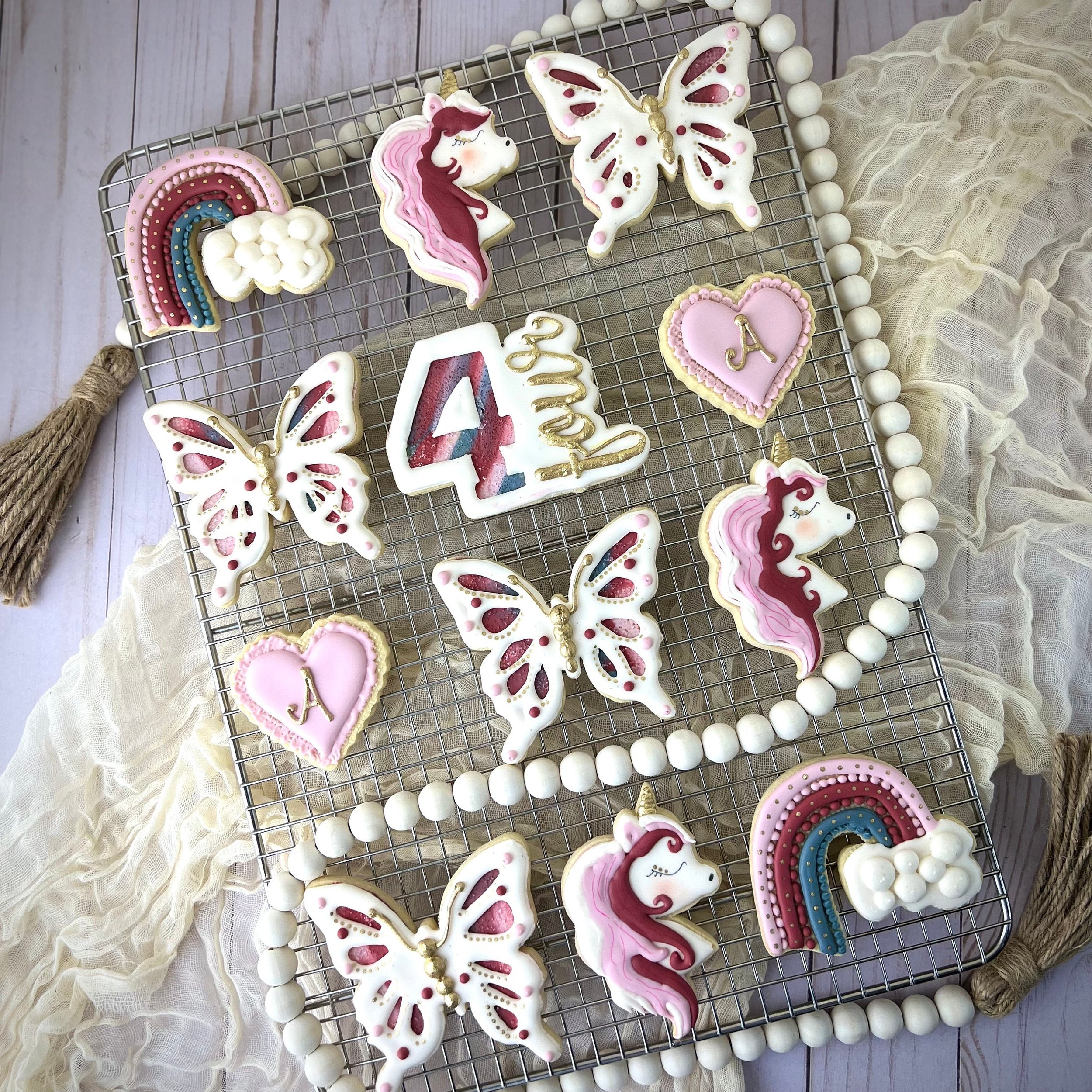 https://i.etsystatic.com/38846701/r/il/2fef71/4577043082/il_fullxfull.4577043082_m8of.jpg