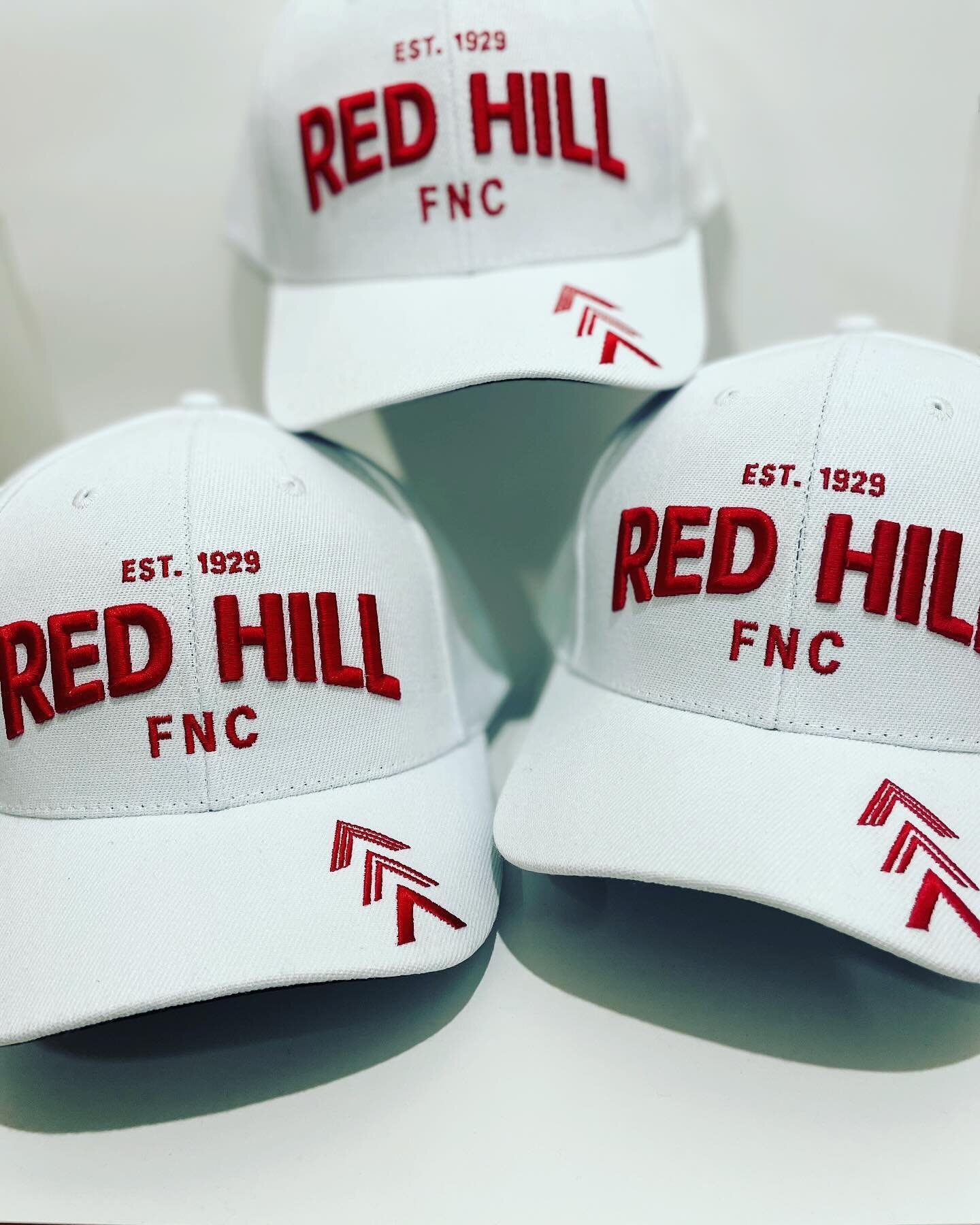 Custom indent cap order for Red Hill FNC.  Chat to us about all your custom merch orders. #customcap #headwear #caps #3dembroidery #merch #morningtonpeninsula #afl #clubwear #redhillfnc