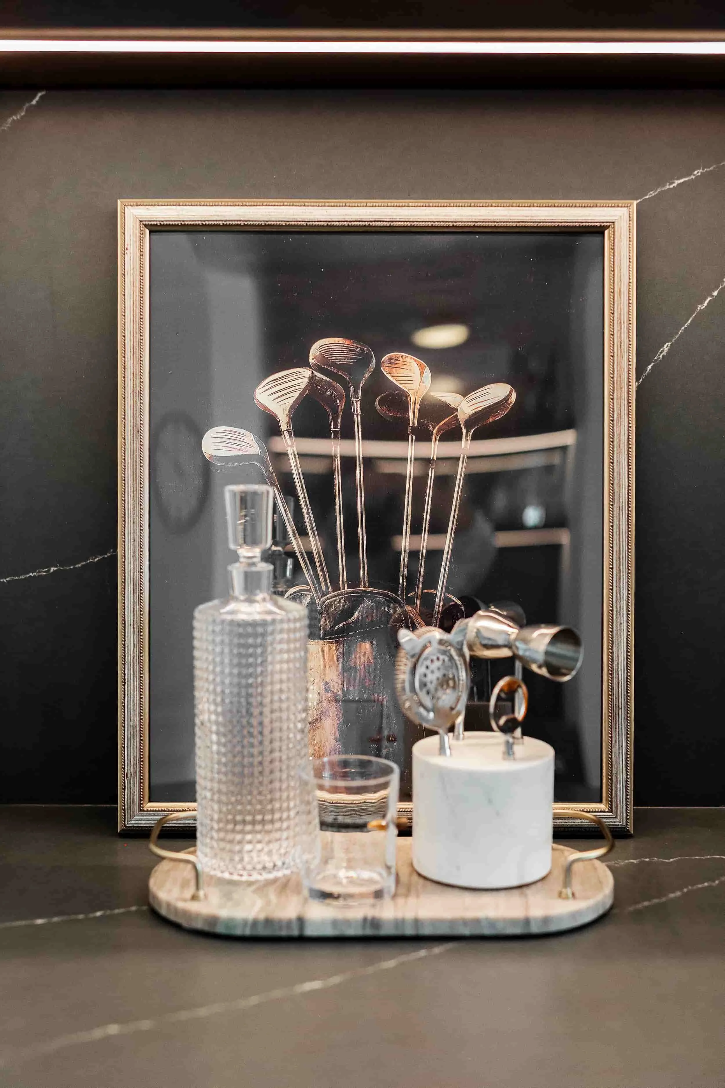 Black honed soapstone quartz