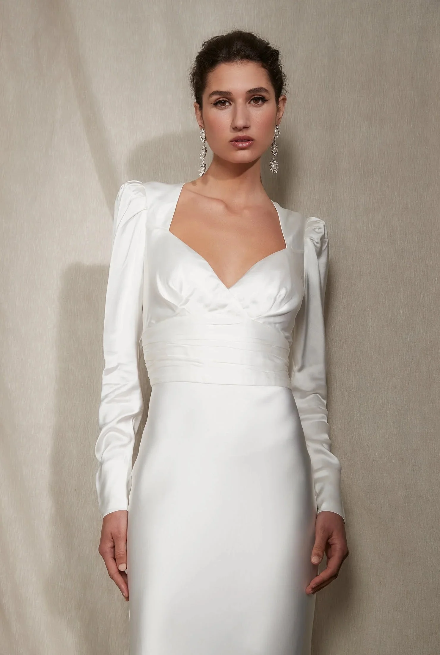 20-Gowns-with-sleeves17.jpg