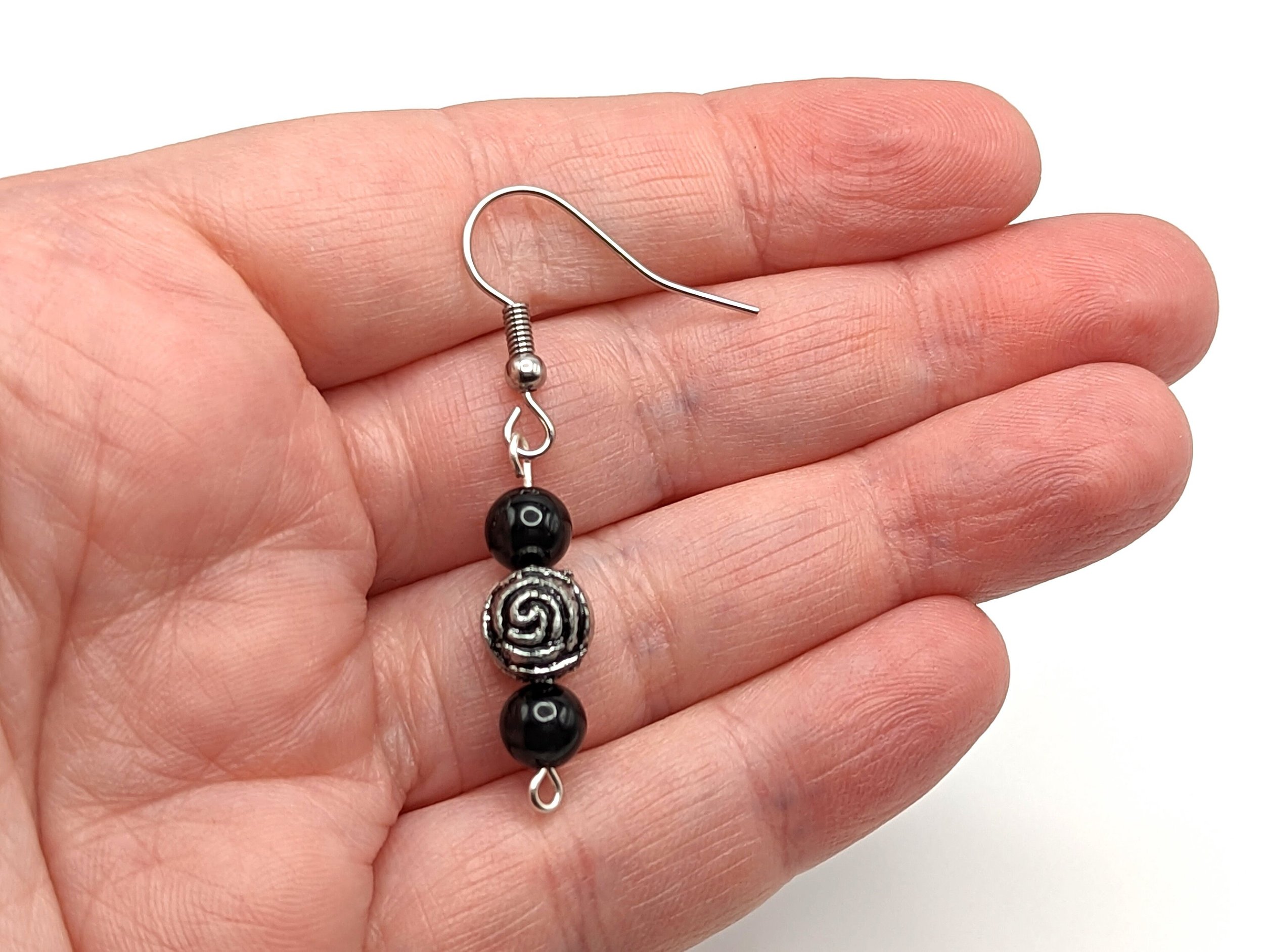 https://www.etsy.com/img/37460159/r/il/0054e9/4465660116/il_fullxfull.4465660116_i02p.jpg
