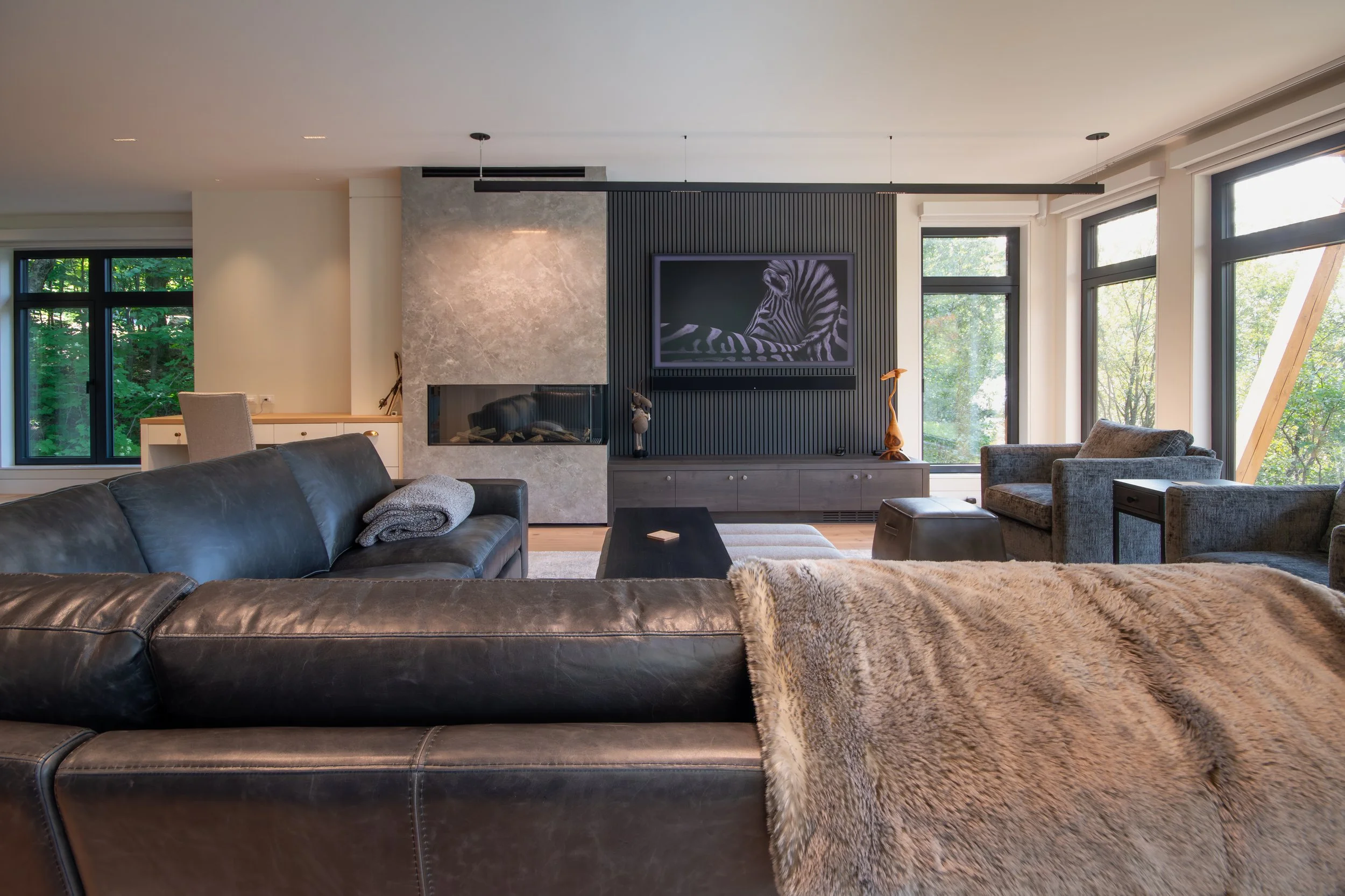 Lakeview haven main living room