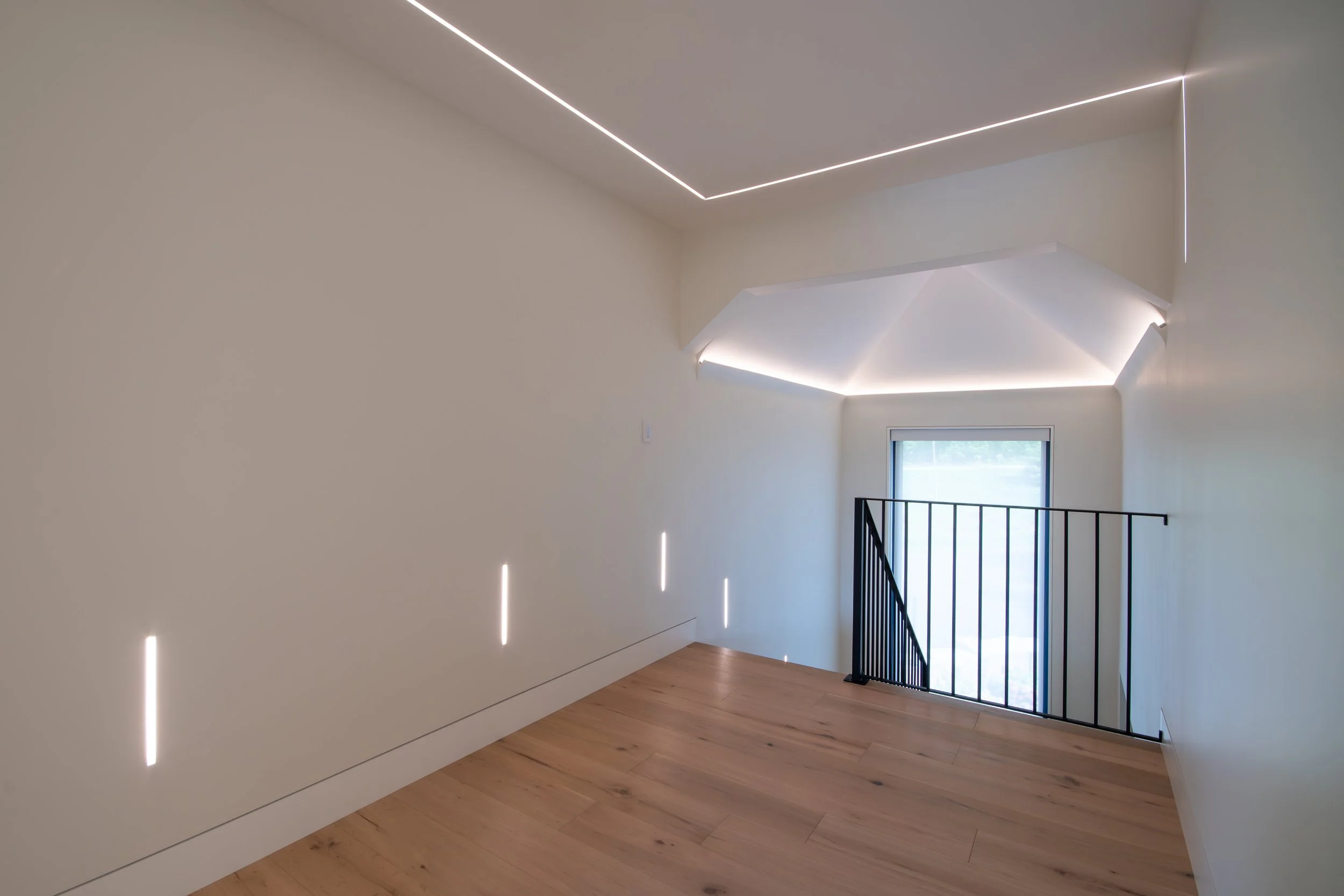 Lakeview haven hall lighting