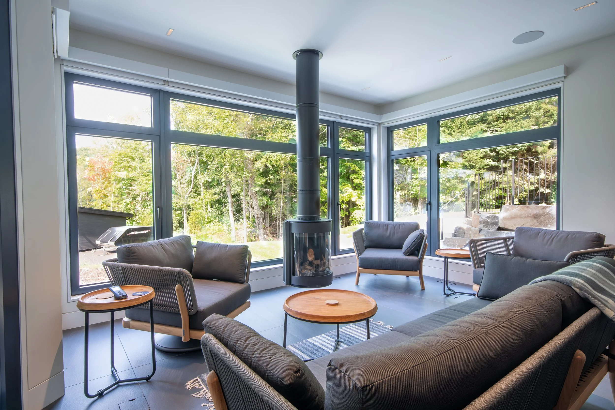 Lakeview Haven living area