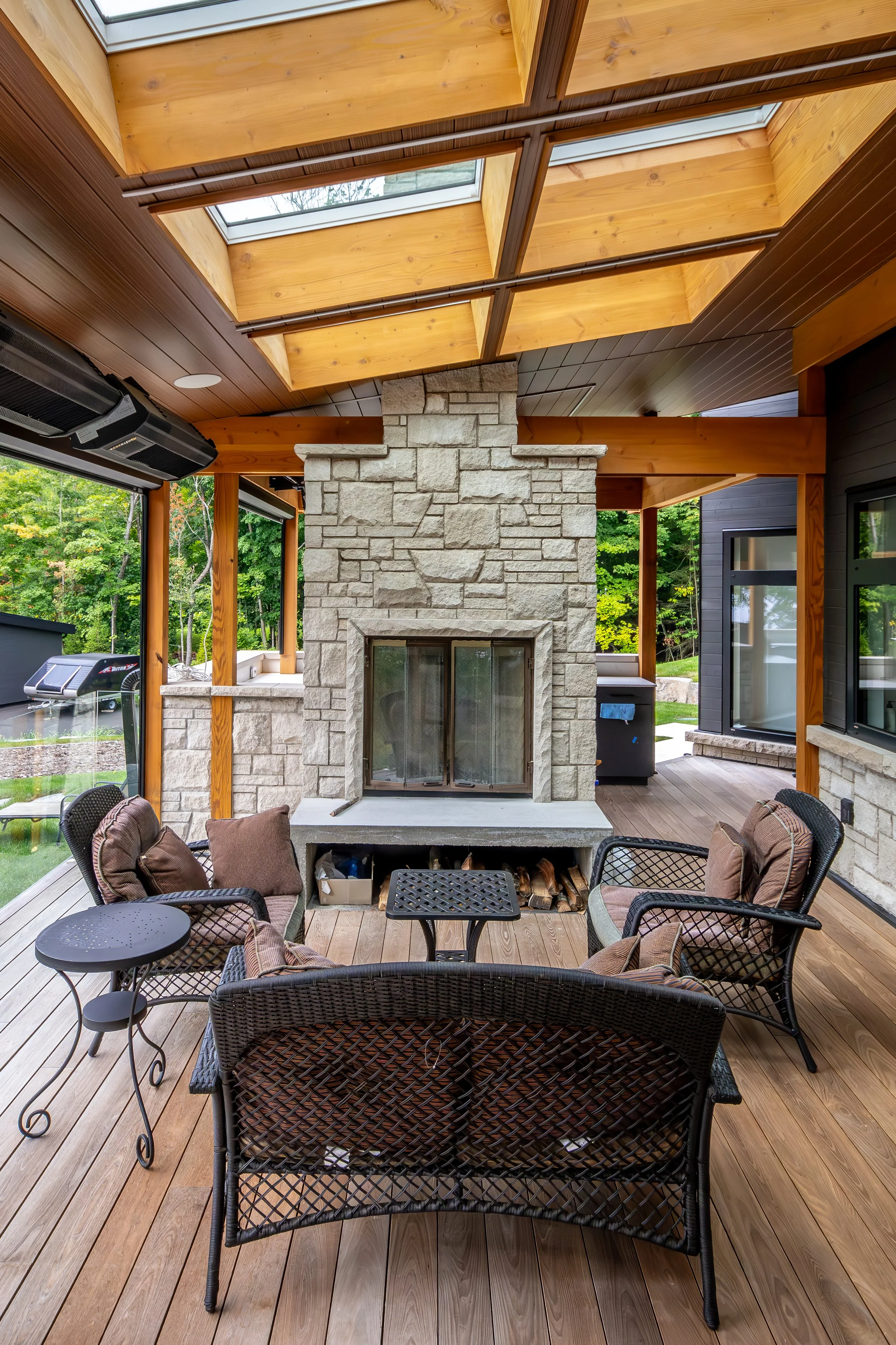 Lakeview Haven Muskoka Room