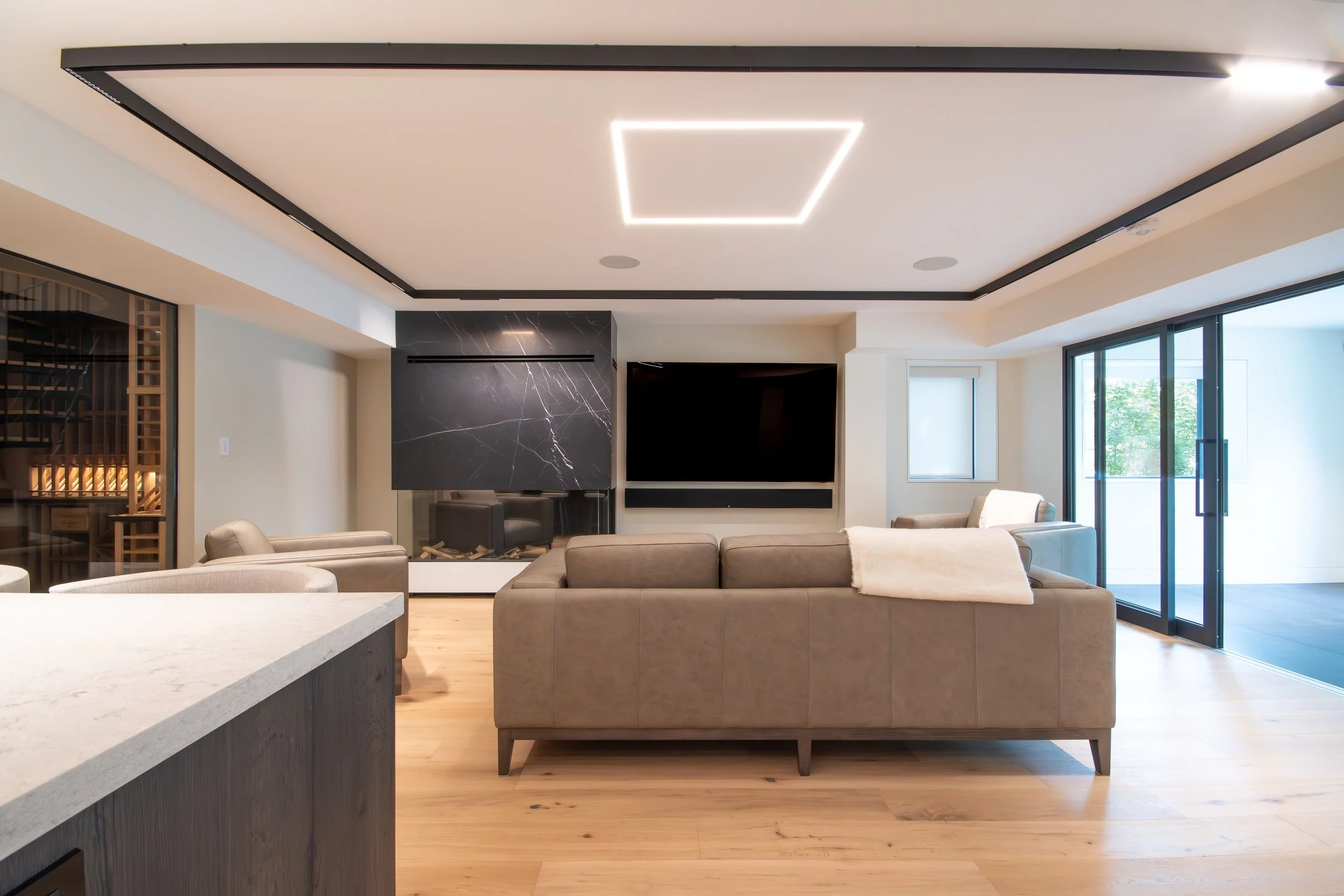 Lakeview haven walkout living room