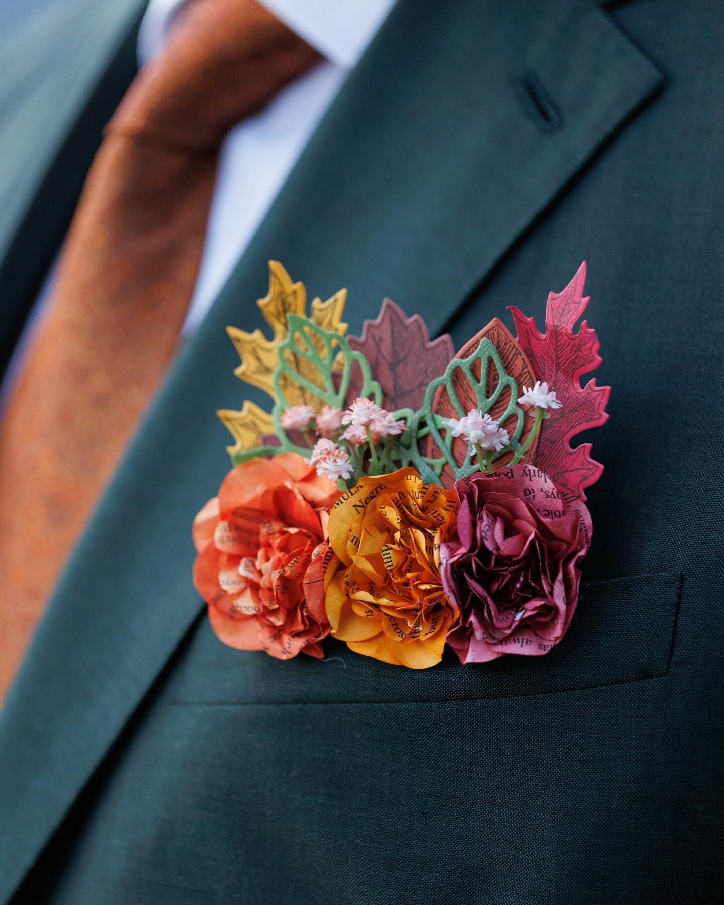 In the past 24 hours we have received almost a foot of snow at my house!  Gotta love the March snow storms. 

I figured this is the perfect time to share some unique and wonderfully colorful details from Kelly and Steve&rsquo;s &ldquo;Books and Bourb