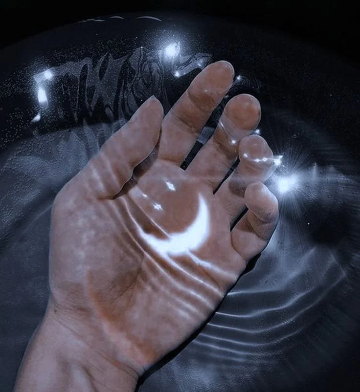 Embodied Archetypes: Luna