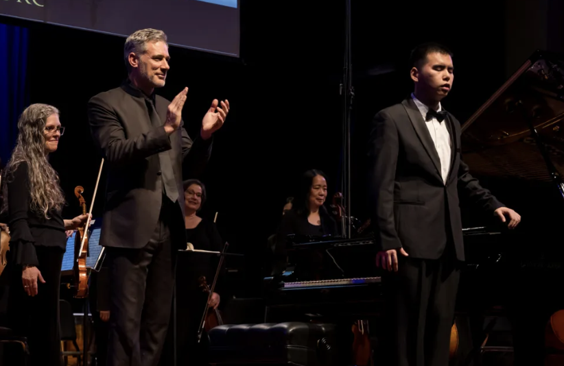 Guangbin Wang, blind pianist, wins Nashville Chopin competition