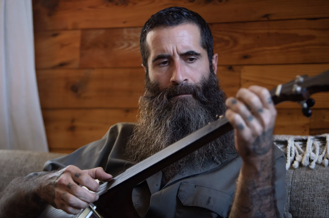 Honky-tonkin' carpenter JP Harris talks his vagabond past and 'Trash Fire' of a new album