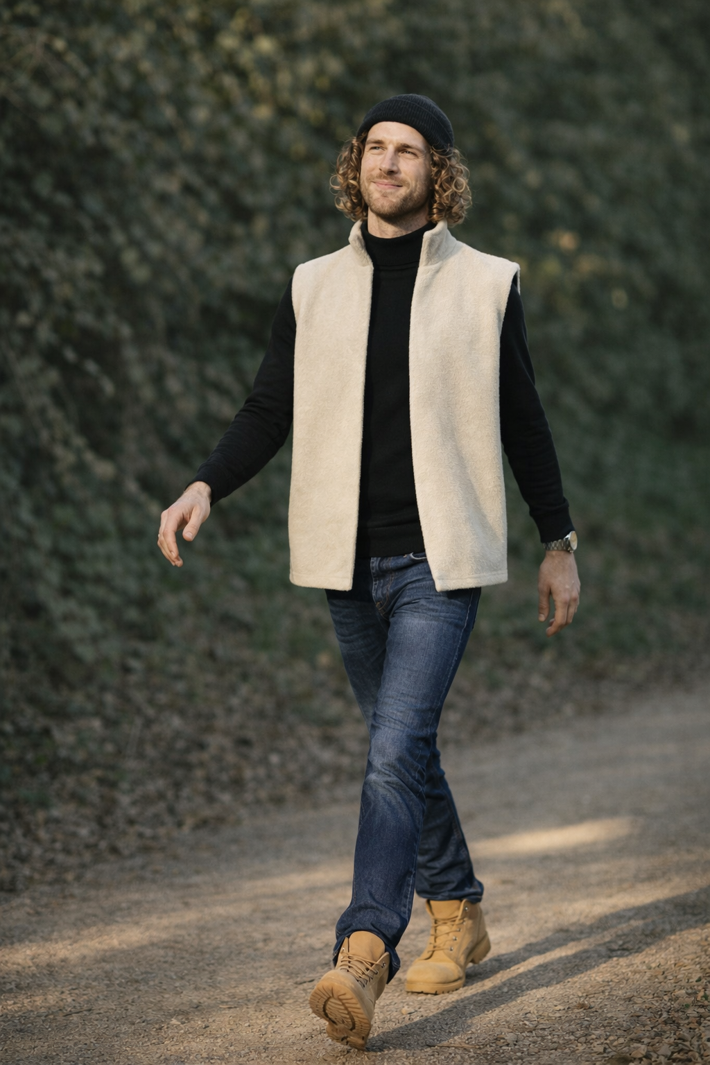 20260126_1813_Tenue Décontractée Promenade_remix_01kfxr3b0gecv85h4398hct7qf.png