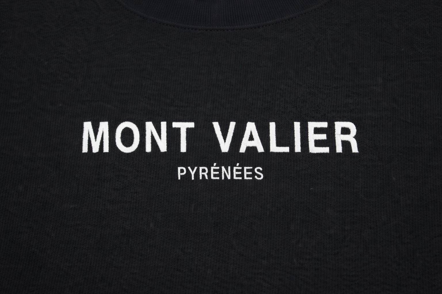 Pull ASPE Noir en laine des Pyrenees