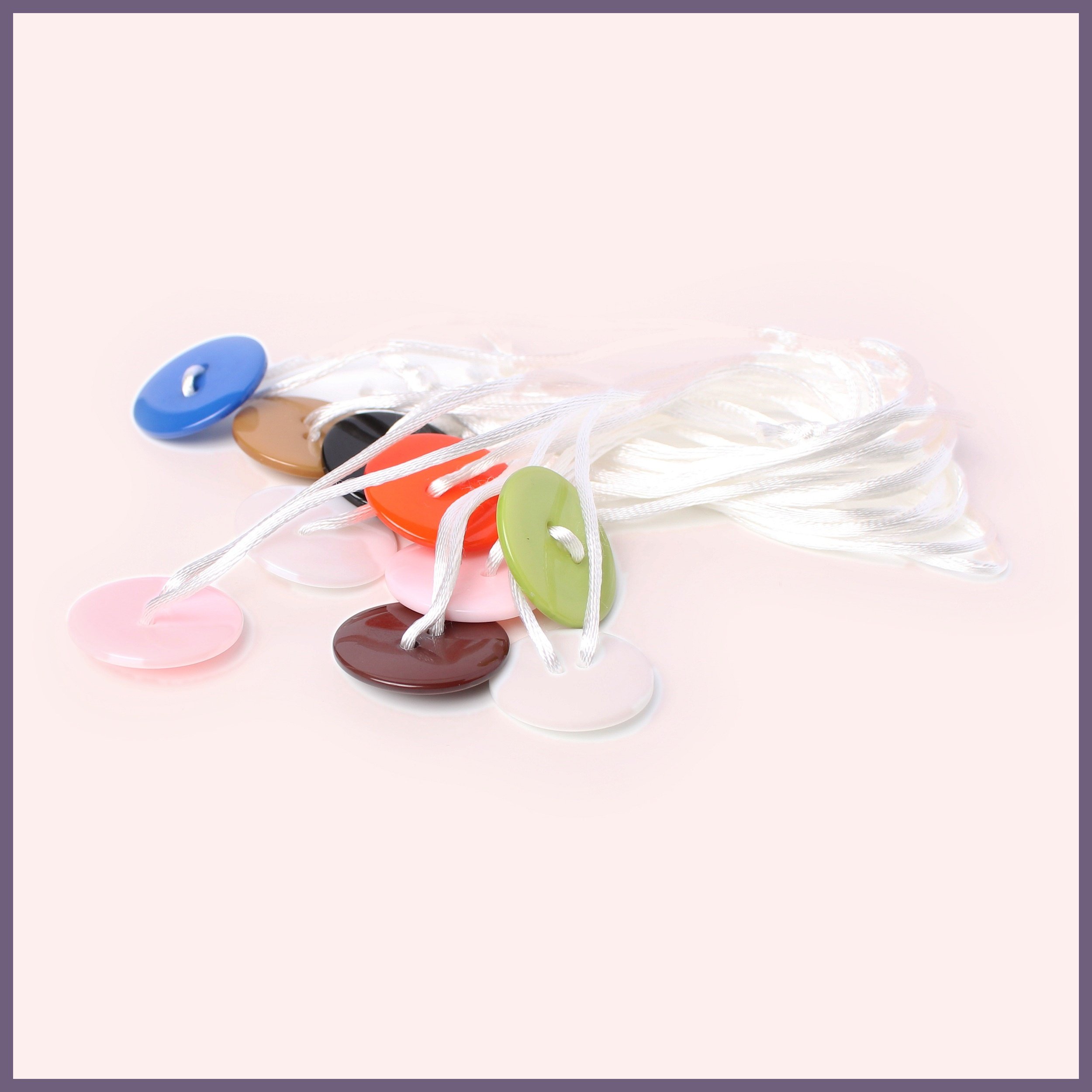 buttons_fdefed_border_1.jpg