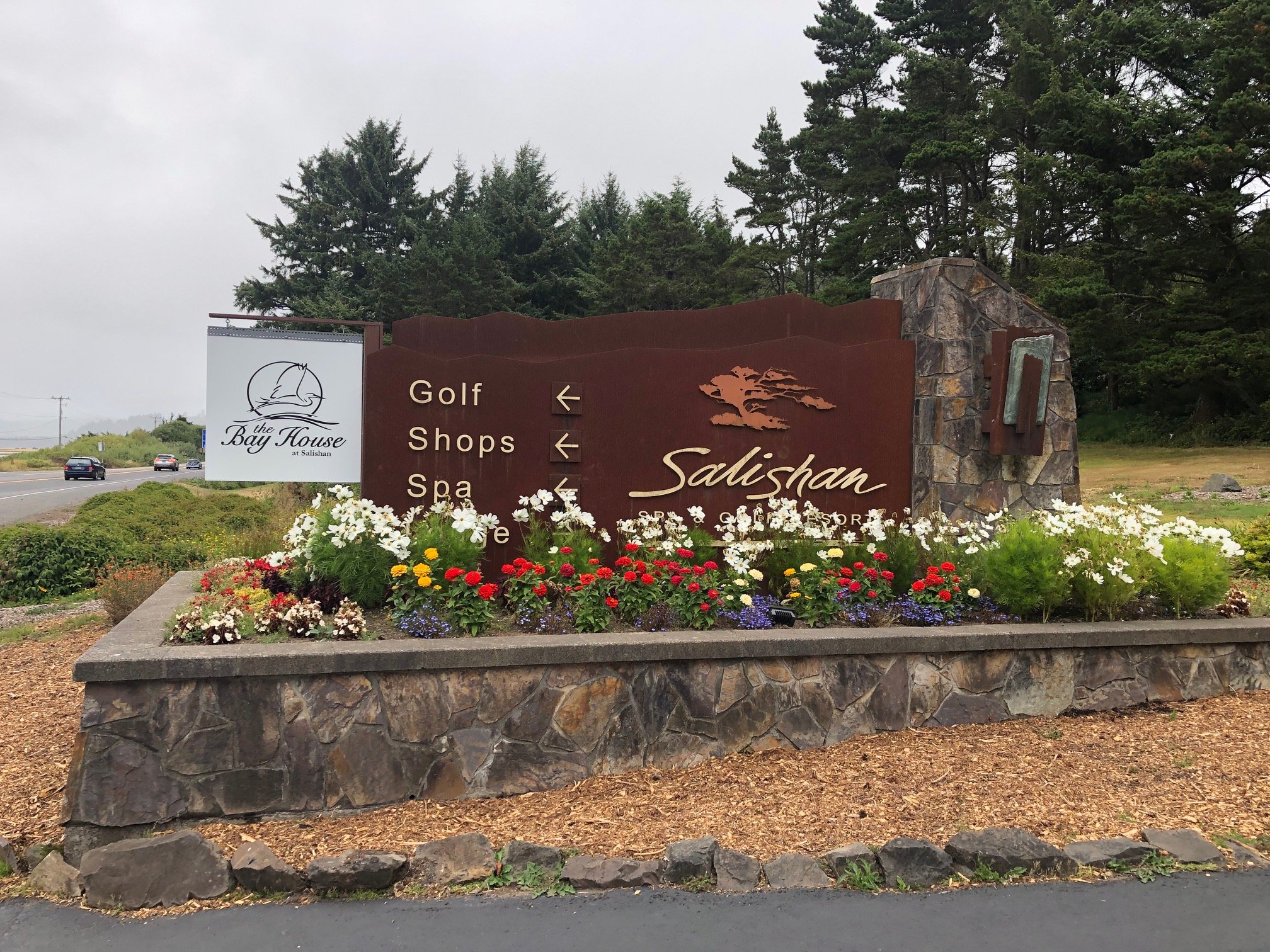 The Bayhouse at Salishan Sign