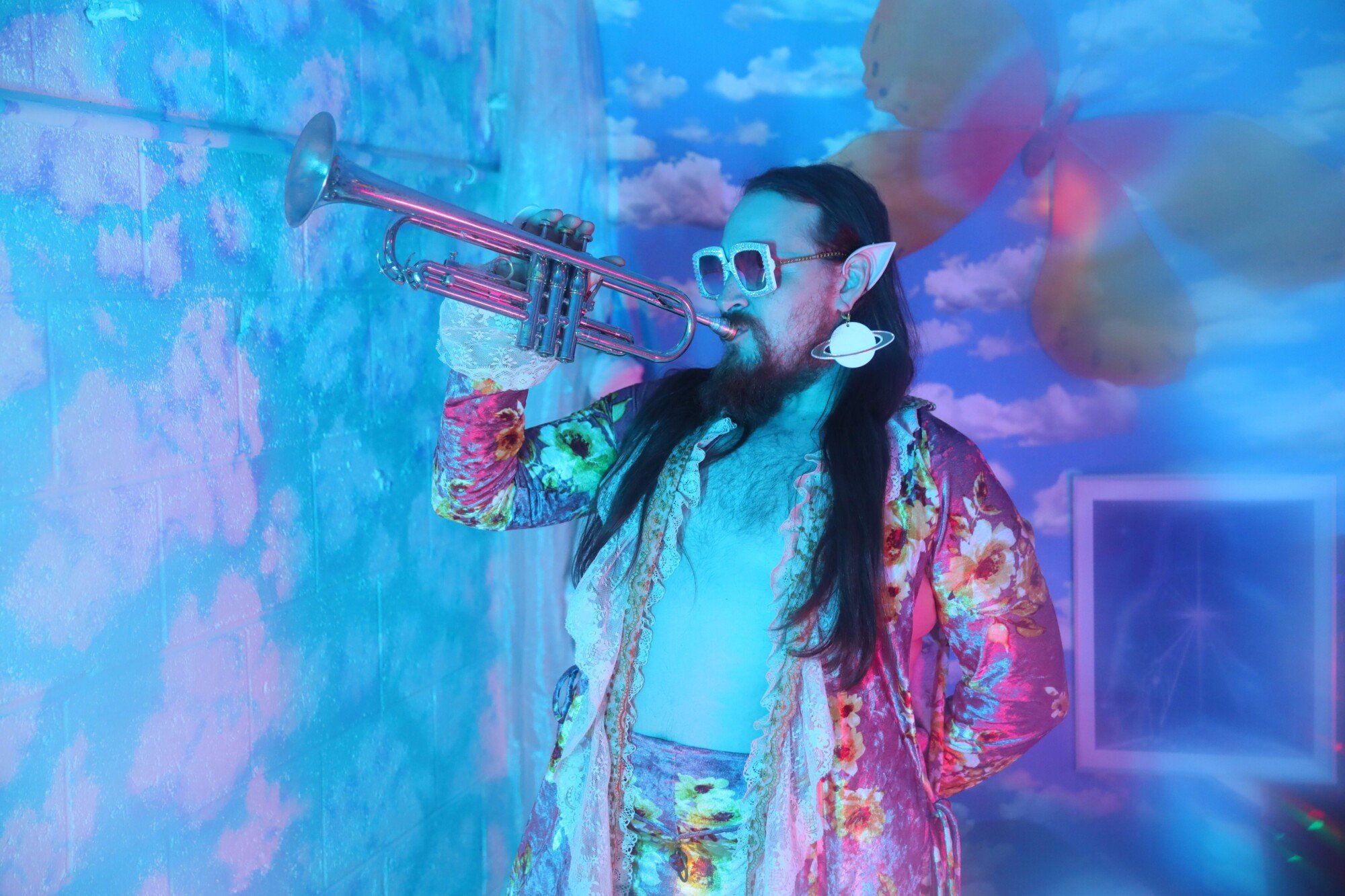 Dan E.T. Interview: “I’m Forever In-Between Those Worlds” (It's Psychedelic Baby mag)