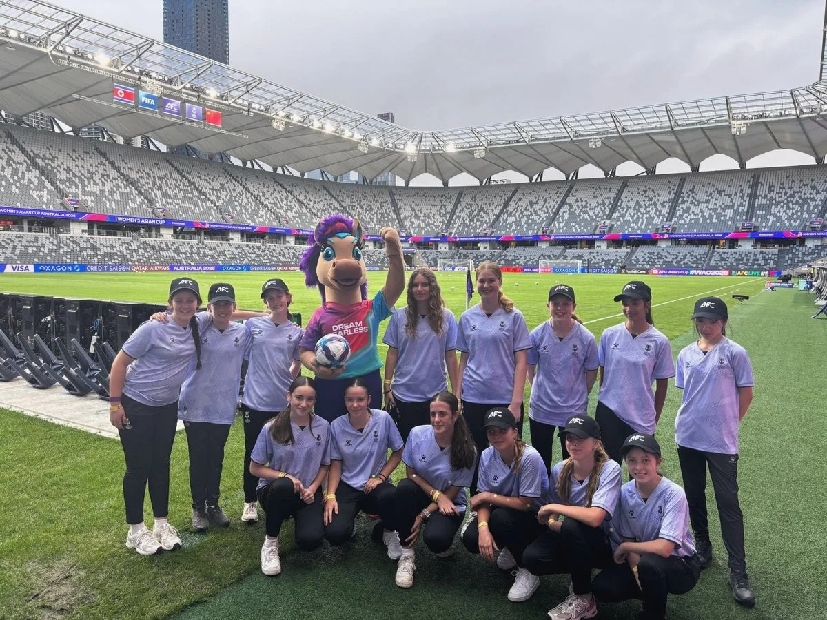 What a night! ⚽🦅

20 Normo Eagles girls (U12&ndash;U16) were ball kids &amp; flag bearers for DPR Korea vs China at Western Sydney Stadium!

We toured the stadium, used a real player changeroom, walked the field, practiced our roles, met the mascot 