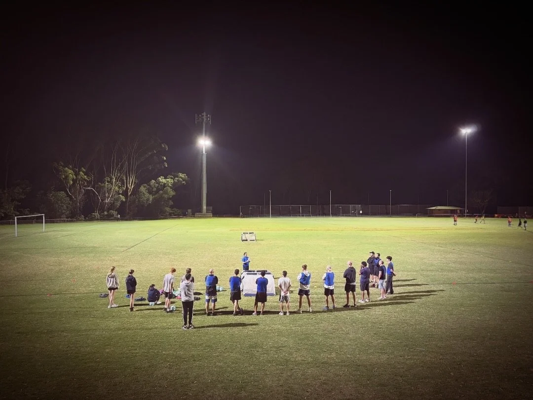 Thank you to the coaches who attended the miniroos course tonight!! We hope you enjoyed the evening and now feel prepared for the season! 🦅

The club would also like to thank Coach Susy for facilitating the session, and her hard work behind the scen