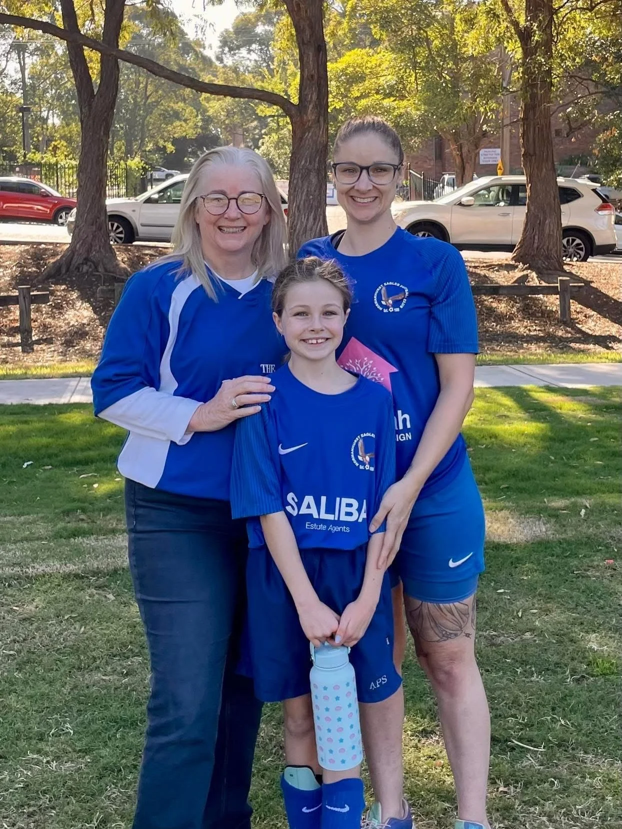 There was a very special match last weekend, with Gu10 Liv playing her first game for Normanhurst Eagles Football Club! 

This makes Liv a 3rd generation female Eagles player! Her Grandma Jill played WAA in 1998 and her mum Rach is still playing this