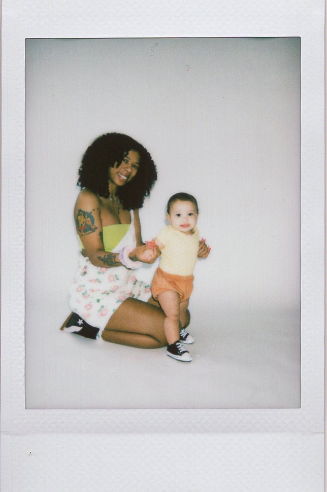 Polaroids-Mama-Mini-by-Heartstring-Heirlooms-3_websize (2).jpg