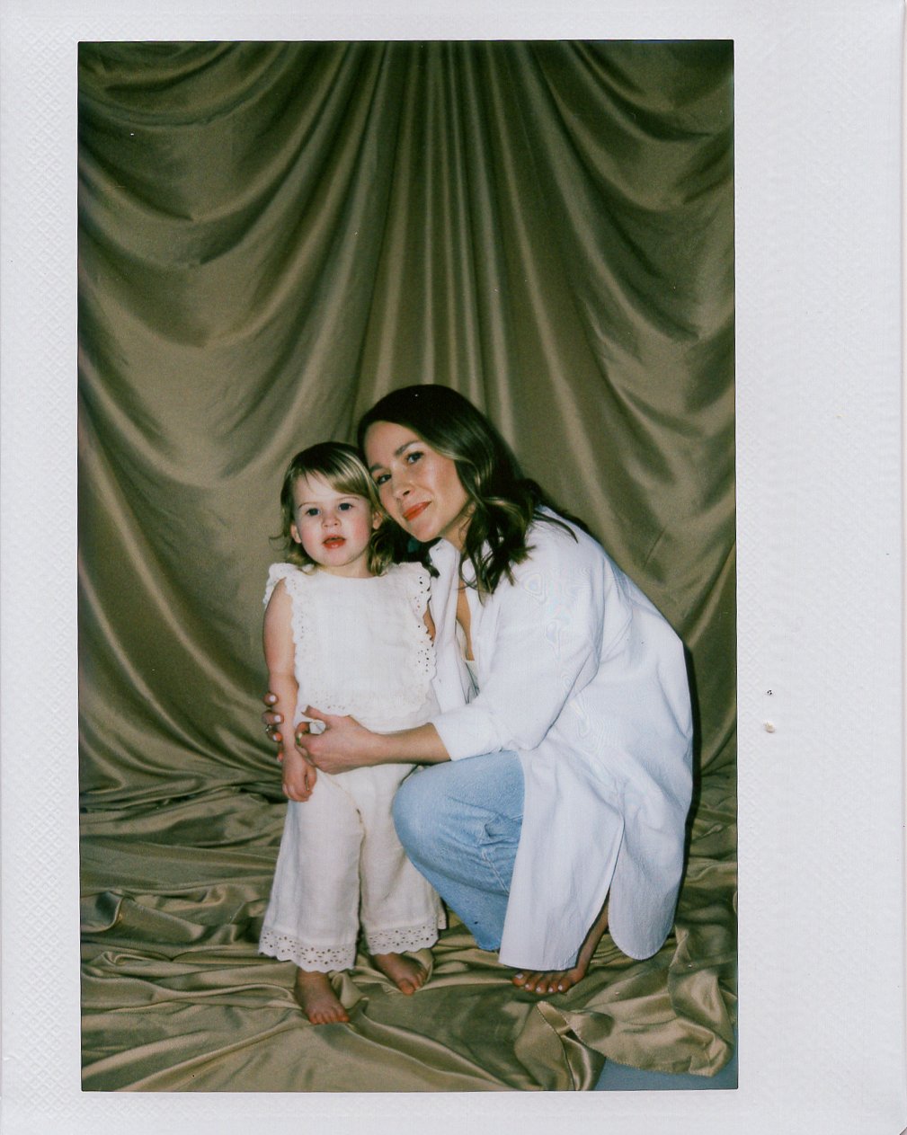 Polaroids-Mama-Mini-by-Heartstring-Heirlooms-2_websize (4).jpg