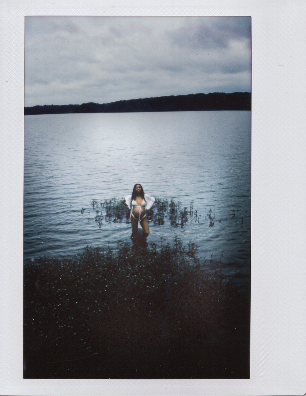 Polaroid-maternity-photos-6.jpg