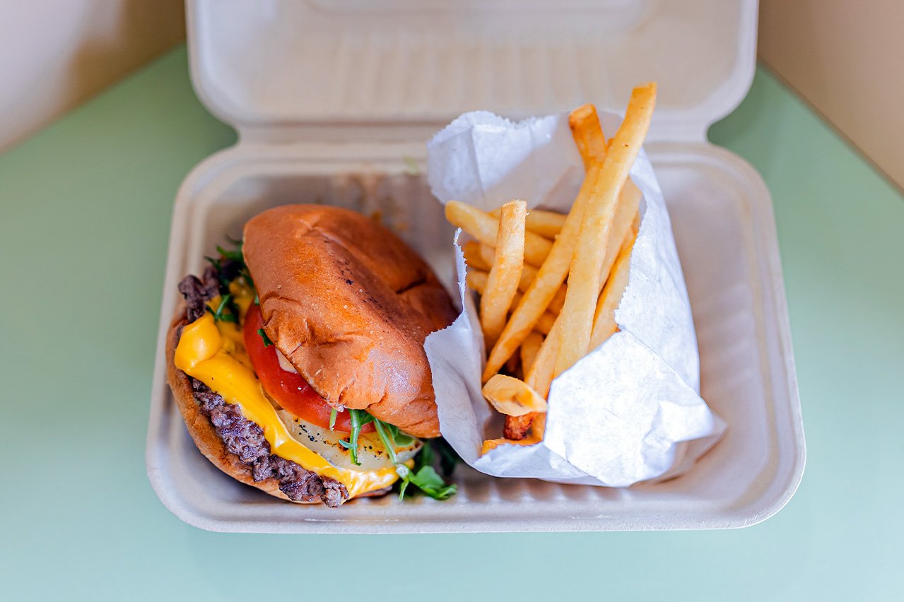 Beef patty, pineapple, tomato, arugula, sriracha aioli, cheese, brioche bun
