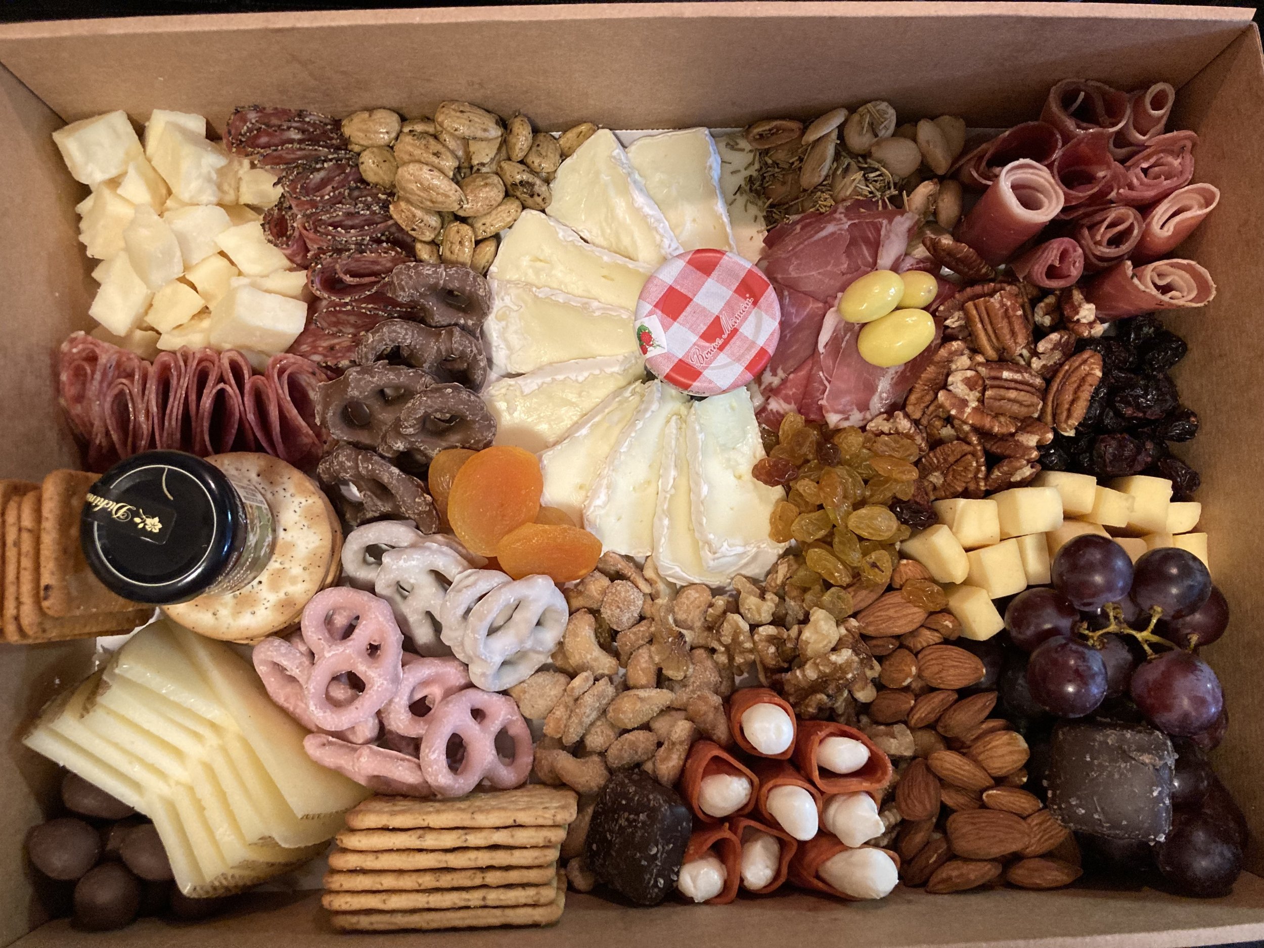 Valentines Charcuterie gift, charcuterie board