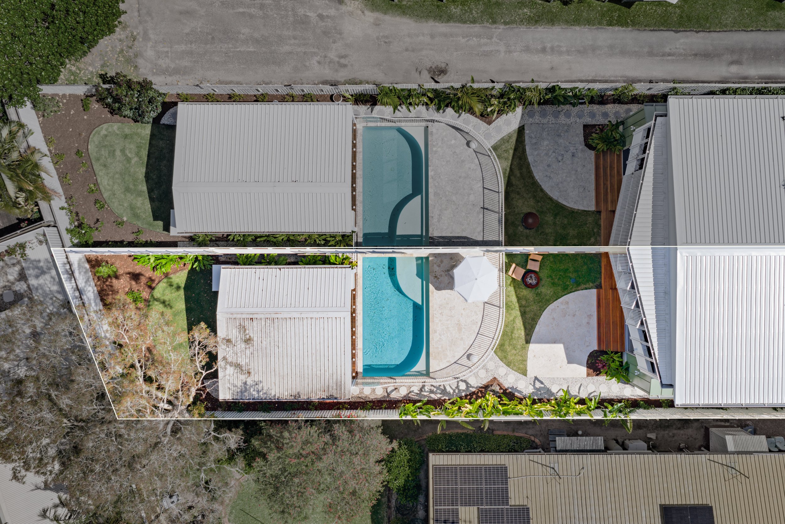 Drone 2 - outline.jpg