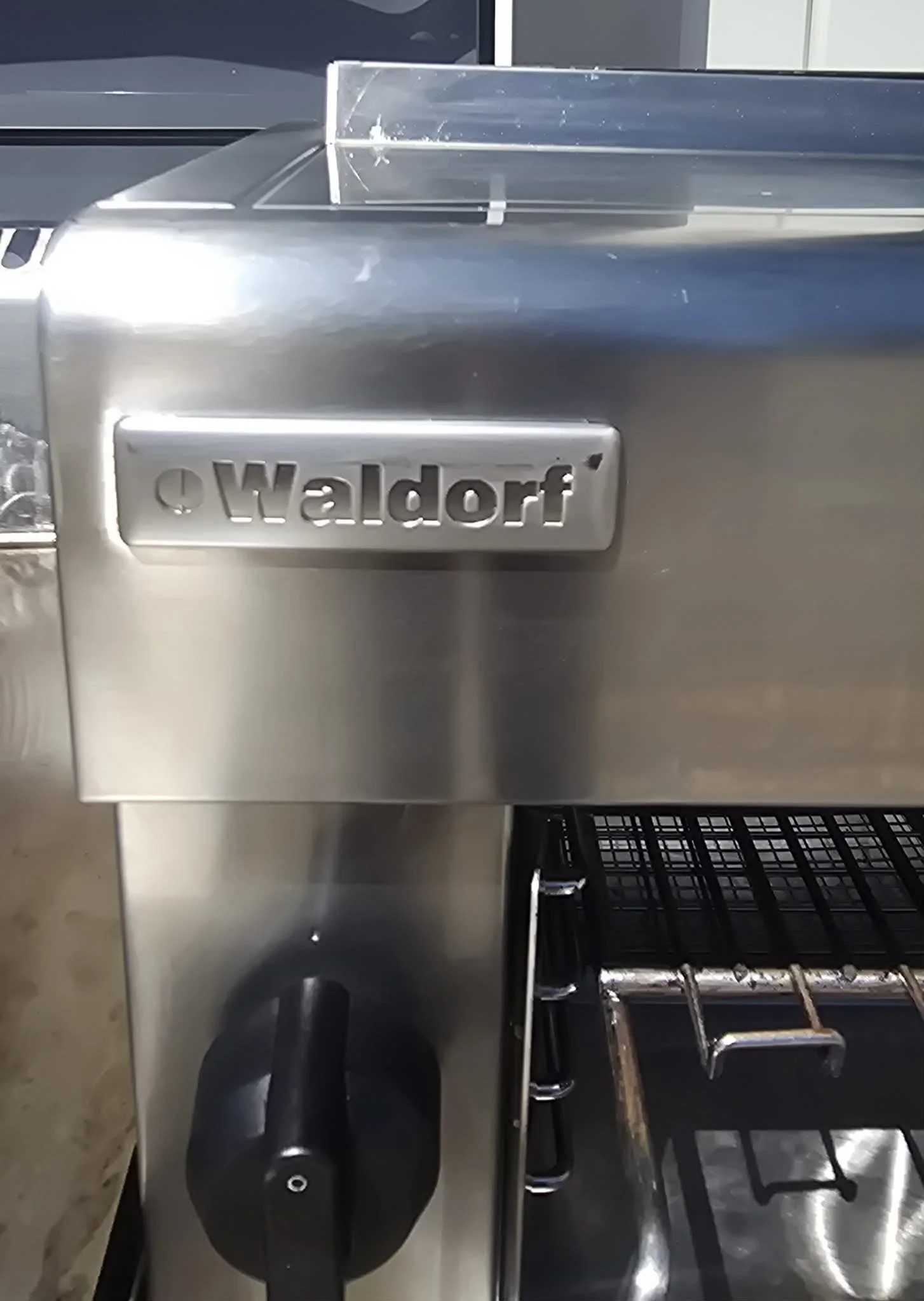 26f12b61-811b-42aa-8a9d-687714c60330.jfif