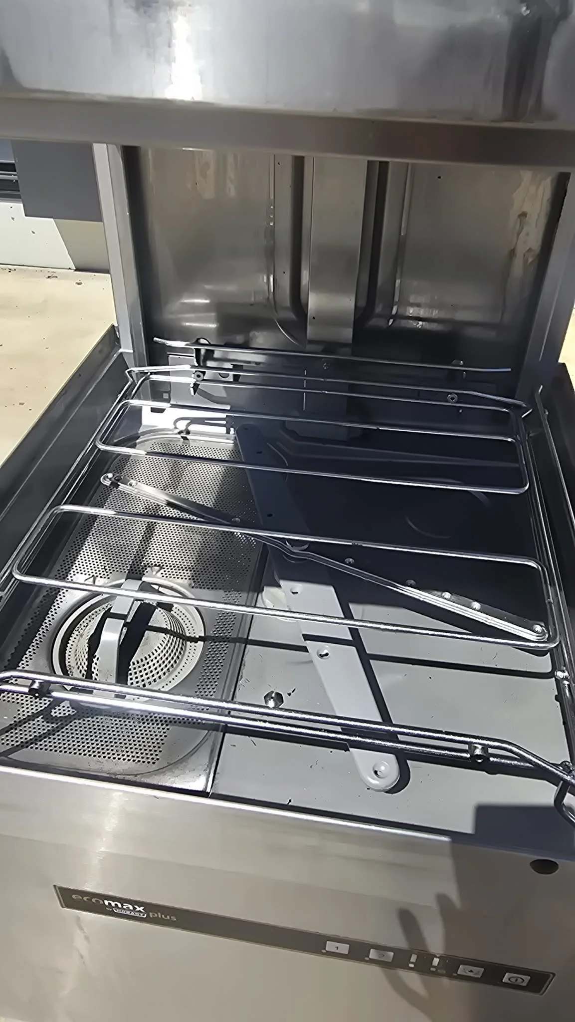 ae1d4e24-0f31-49f1-9d59-689f0bc7912c.jfif