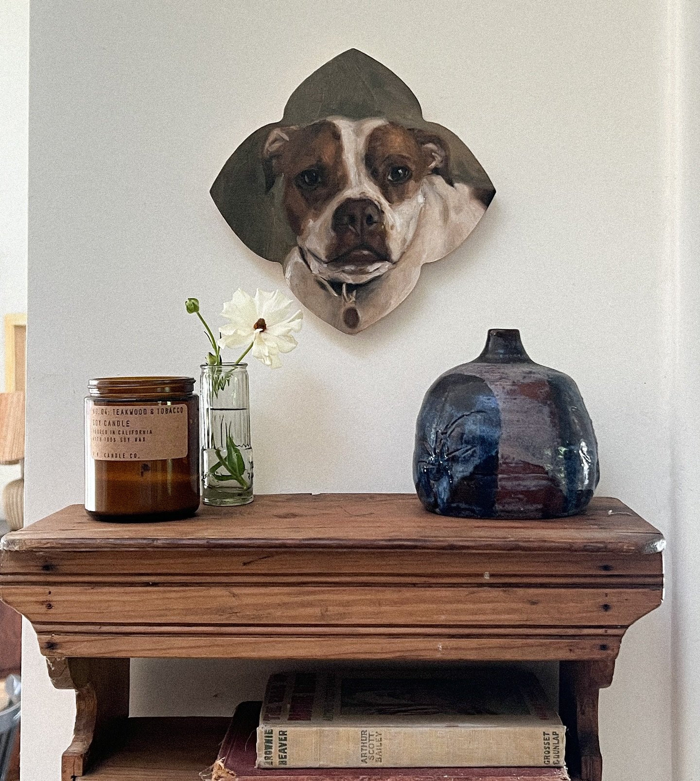 It&rsquo;s nice getting to see this face every day again. Miss you JellBell 🥰
.
.
.
.
.
#petportrait #petportraitartist #pitbulllovers_ #representationalart #classicalart #oilpaintersofamerica #katesypekart