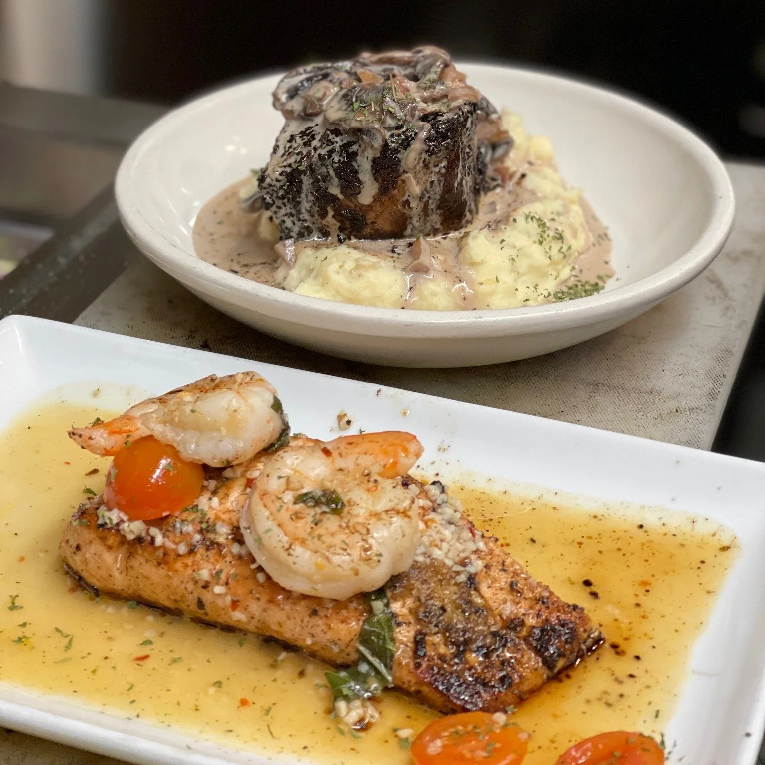 🎄 Open today!

Join us 3pm&ndash;9pm for dinner and post-holiday comfort food. 🍽️
.
.
.
#bigtastetinytown #roundtoptx #royersroundtopcafe