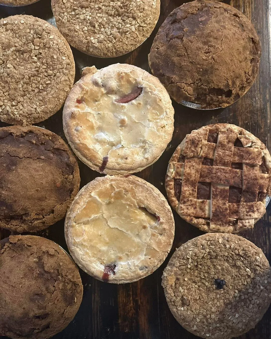 New Year&rsquo;s Eve is here! 🎉

Join us for lunch today from 11&ndash;2pm and help us close out the year together.
.
.
.
#bigtastetinytown #royersroundtopcafe #roundtoptx