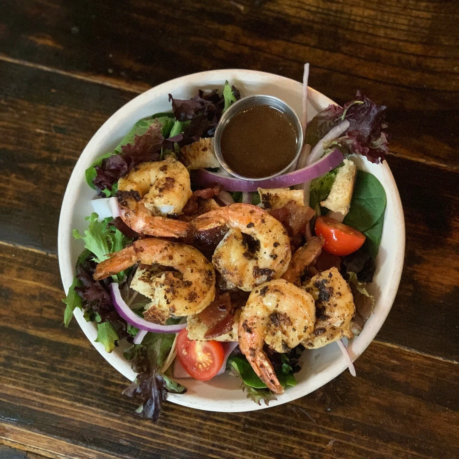 Saturday&rsquo;s looking good at the Caf&eacute; ❤🥧

Lunch and dinner service today.
⏰ 11am&ndash;3pm &bull; 5pm&ndash;9pm
.
.
.
#royersroundstopcafe #bigtastetinytown #roundtoptx