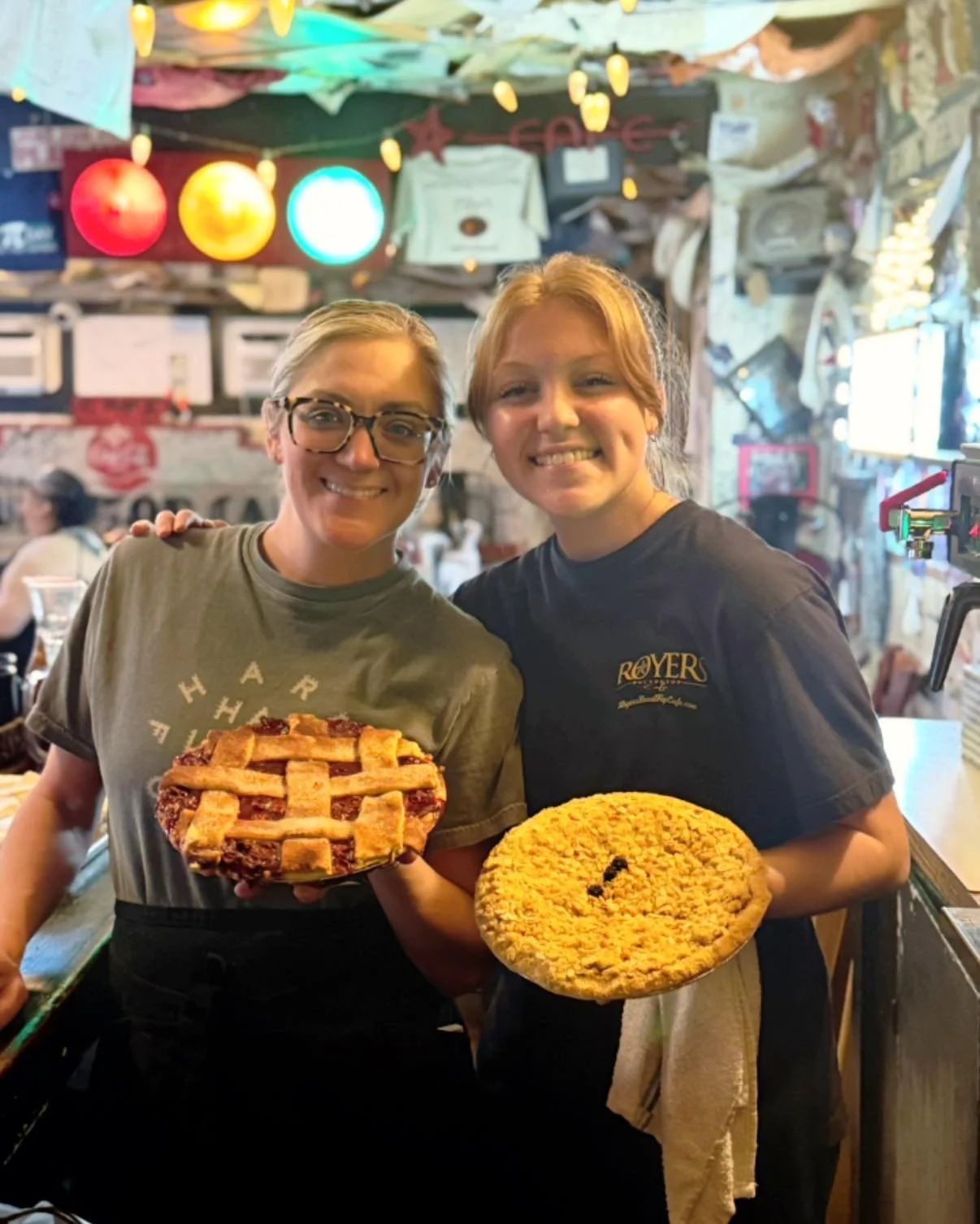 😊 The smiling cuties are ready to welcome you this weekend! Come enjoy great food, friendly faces, and a little time around the table with us. 🍽️✨

Saturday 11 AM&ndash;3 PM &amp; 5 PM&ndash;9 PM
Sunday 11 AM&ndash;2 PM

We&rsquo;d love to see y&rs
