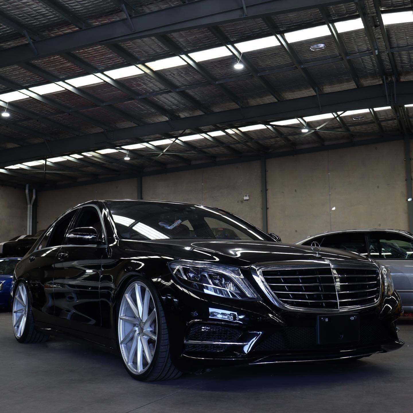 2015 Mercedes Benz S-Class S400H AMG Sports Package

📌 107,XXX KM
📌 3.5L V6 NA HYBRID 
📌 7 SPEED AUTOMATIC TRANSMISSION
📌 BLACK
📌 SUNROOF

🚗 $59,990

GET $1,000 CASH BACK AND 2 FREE SCHEDULED SERVICES WHEN YOU PURCHASE ANY OF OUR SUBARU LEGACY 