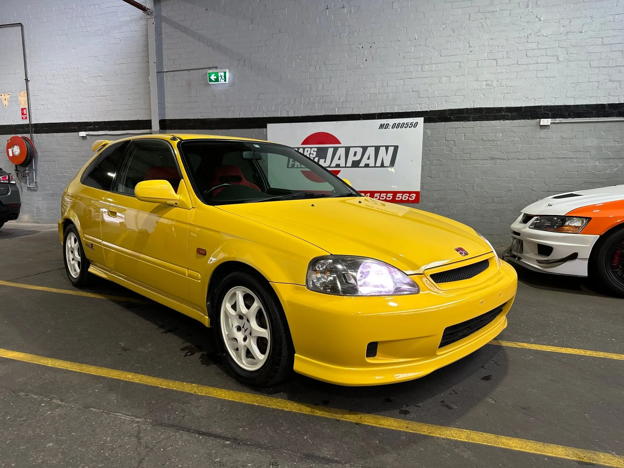 Is this the coolest Type R ever made? 🤔
Up for sale is our Sunlight Yellow EK9 Type R, we believe this may be the only one on the market globally at this point in time ☀️ 🌏
Factory Yellow (Y56)
Factory Red Recaro Seats
Factory Close Ratio 5-Speed