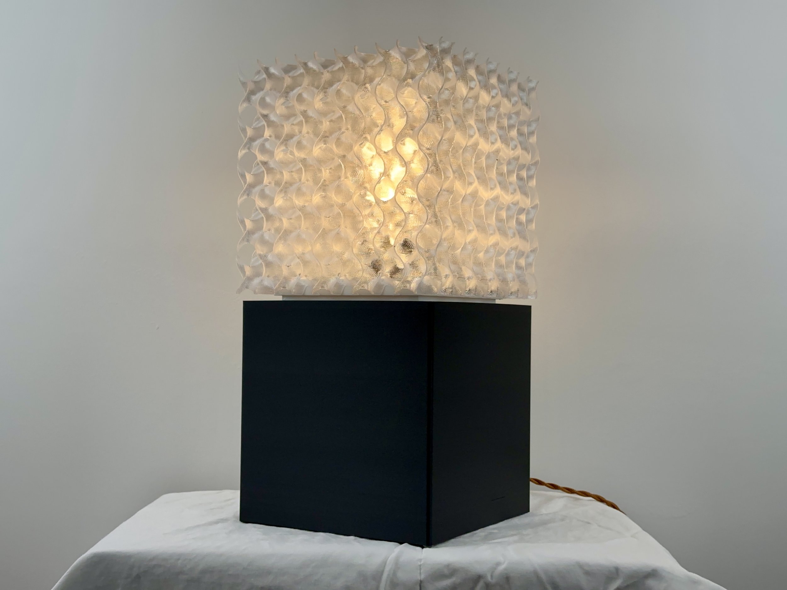 Gyroid Lamp