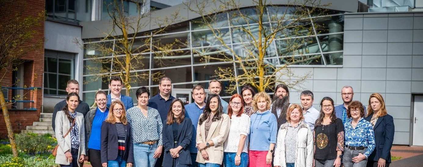 peer-review-visits-cz_01.jpg