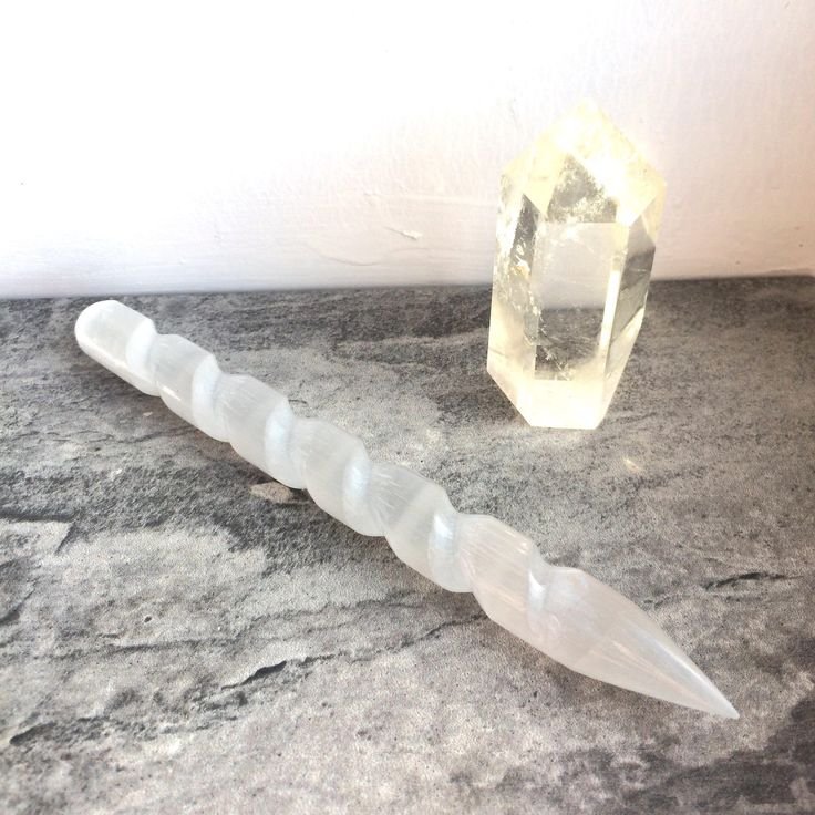 Selenite spiral unicorn horn wand mineral 12cm one point.jpg
